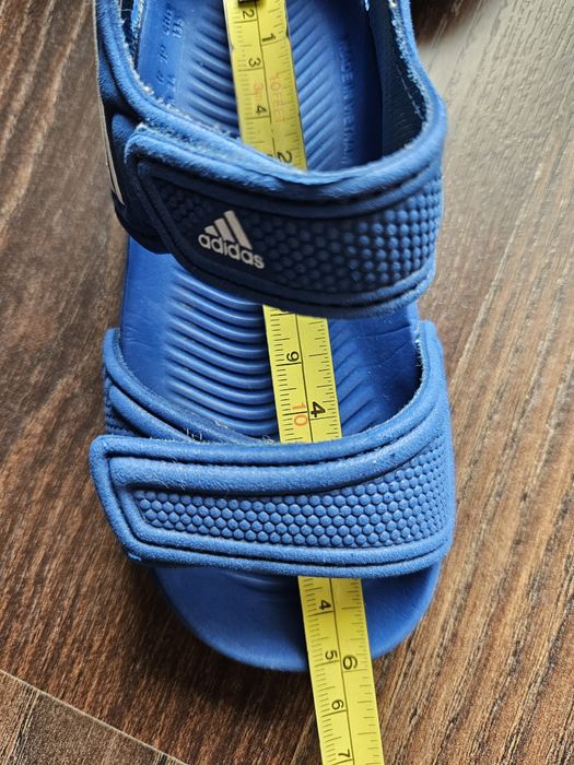 Адидас сандали за момченце