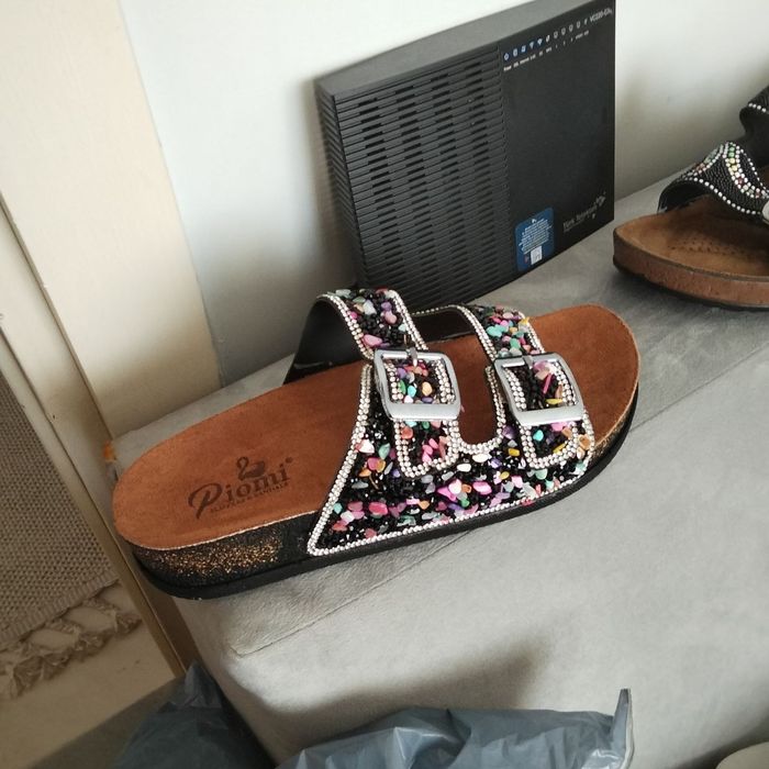 Продам обувь Турция