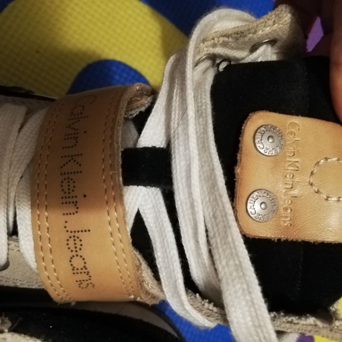 Vând ghete Calvin Klein Jeans, nr 35