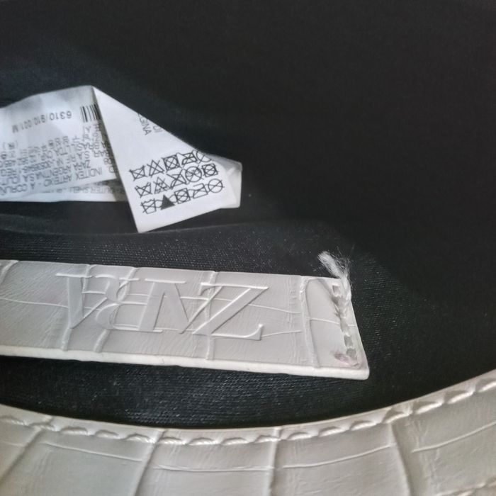 Дамская сумочка белая