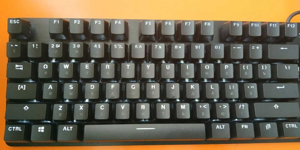Клавиатура Logitech G413 TKL SE