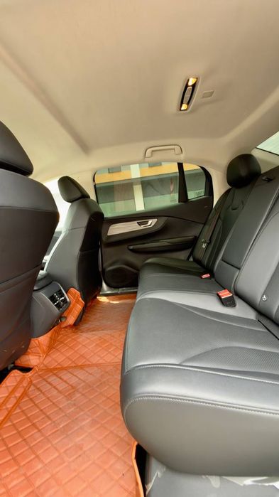 Hongqi E-QM5 (2025) | 530 km | Probeg 46,000 km | 36 oyga 667$ dan