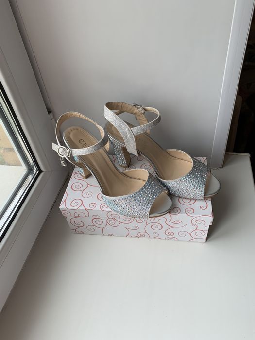 Туфли вечерние