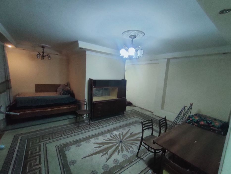 Эльбек 2-ком Свердловская кирпич 72.000у.е.