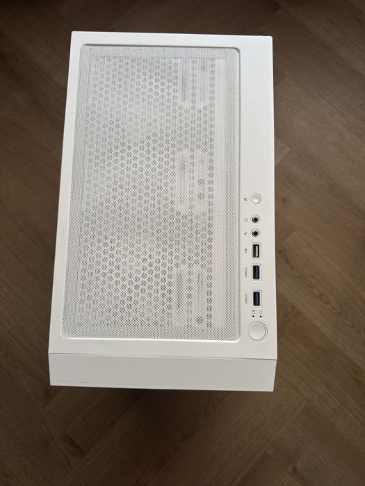 Carcasa Thermaltake Micro Tower mATX Versa H16 TG ARGB Alb