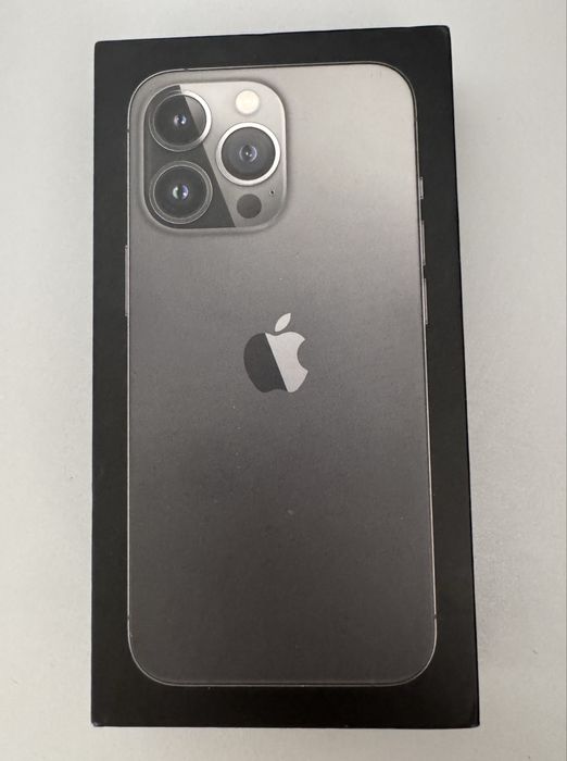 Продам iPhone 13 Pro (не включается)