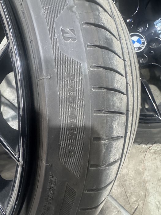 245／40／19 245 40 19 - Jante și roți de vânzare | OLX.ro