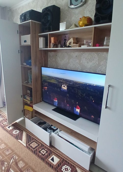 Продам стенку! В отличном состоянии!