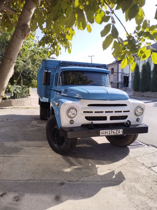 Зил-130 сотилади