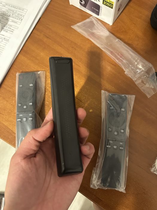 Telecomanda compatibila smart tv