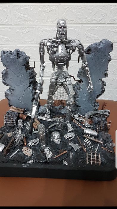 Diorama Terminator T-800