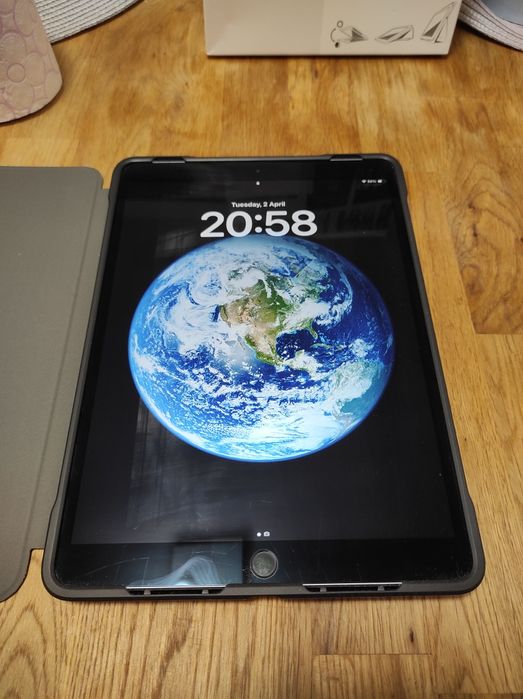 Case Logic Калъф / кейс за таблет Apple ipad Air 10,5" и ipad pro 10,5