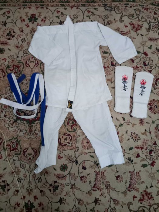 Кимоно каратэ. Размер 4/170