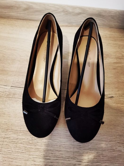 Pantofi negrii cu toc