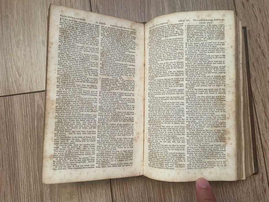 Biblia / Biblie veche, 1829 , in limba engleza, 19X12X5 cm