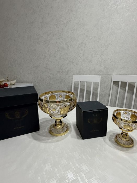 Продается красивый набор из 6 предметов