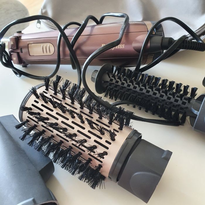 Perie rotativa Babyliss ca noua