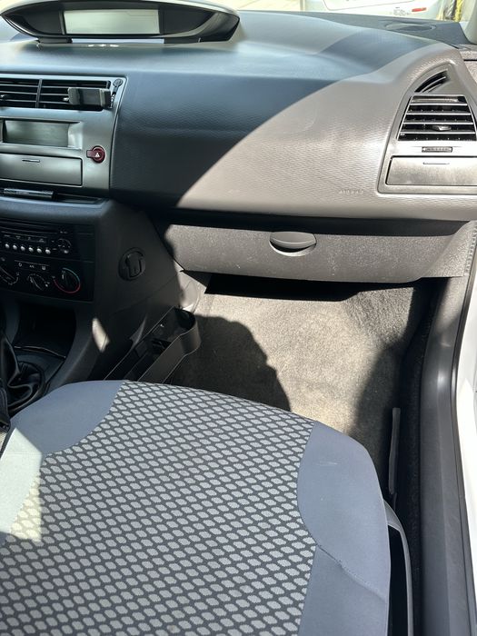 Citroen C4 хечбек