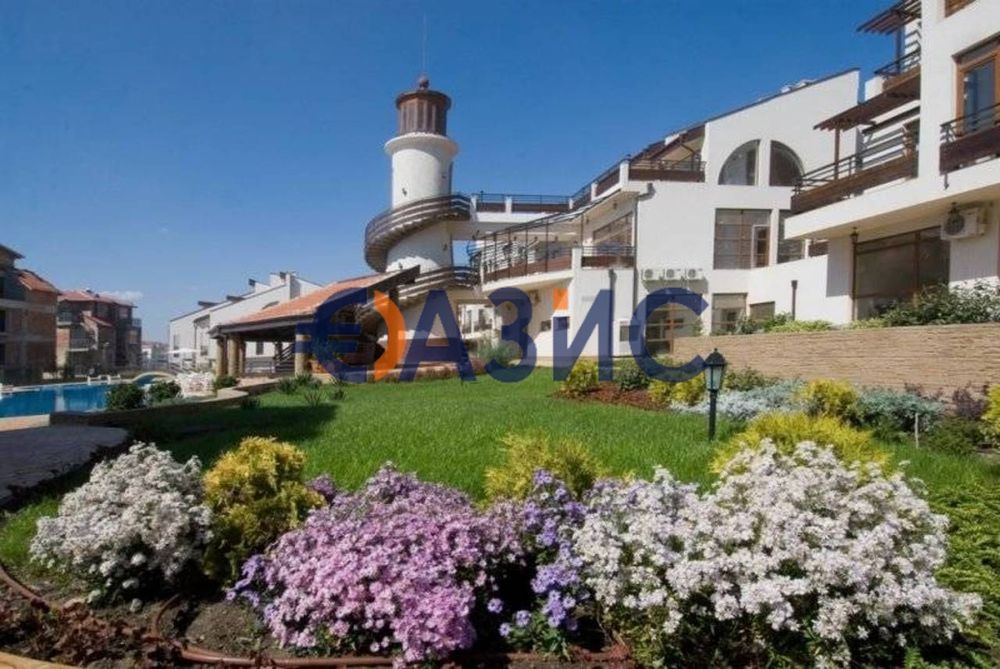 Продава се Тристаен апартамент в Свети Влас - 193 кв.м за 1361 €/кв.м - Снимка #13