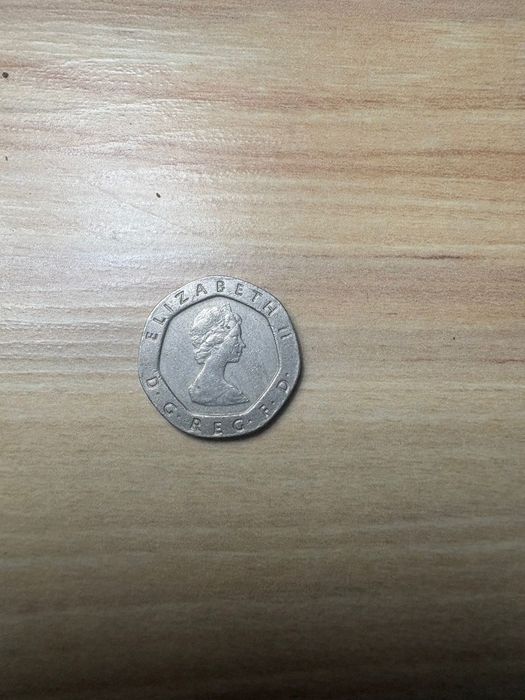 Bacnote vechi,arata impecabil...si monedele