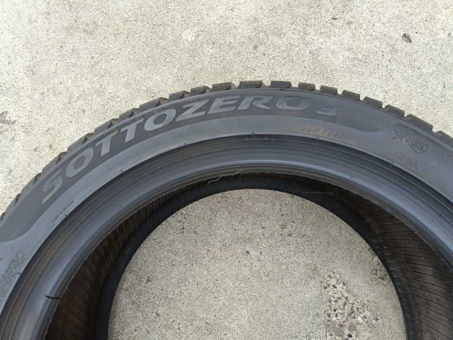 O anvelopa noua de iarna 275 40 18 pirelli sottozero 3 run flat