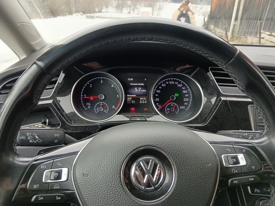 VW Touran 2.0TDI,190cp,Matrix,TVA deductibil