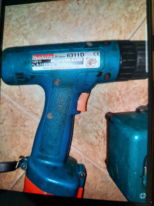 Filetanta Makita model original.