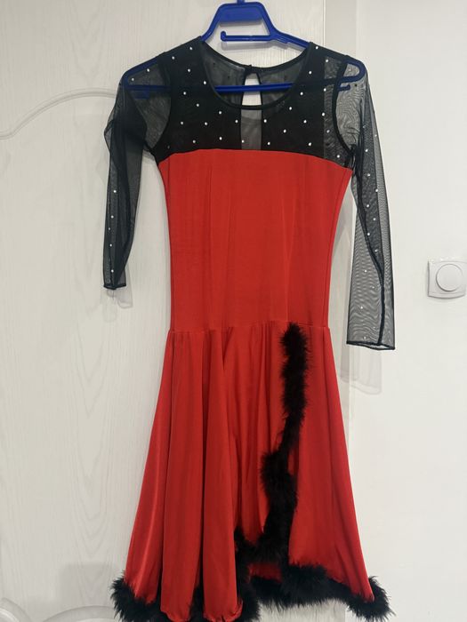 Рокля за латино танци