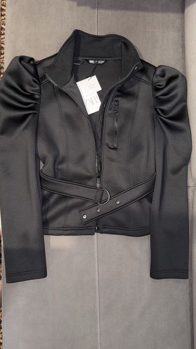 Жакет с пышными рукавами ZARA