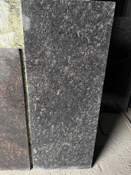 Fasad tsokollari uchun tabiiy granit toshlar / Import birinchi qo'l