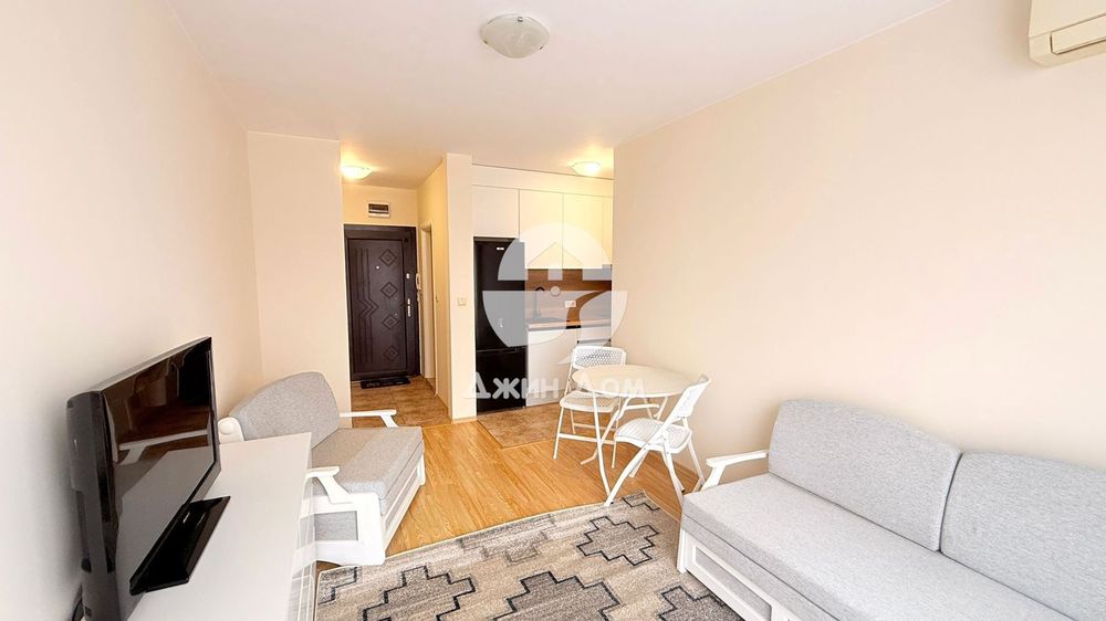 Продава се Едностаен апартамент в Несебър - 38 кв.м за 900 €/кв.м - Снимка #3