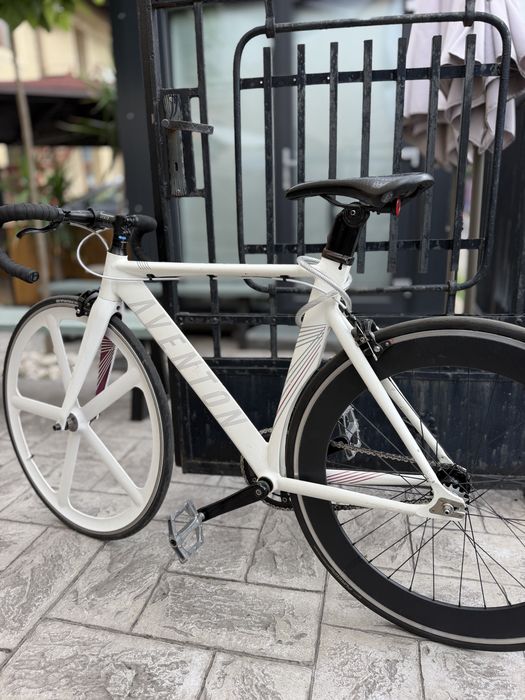 Bicicleta Aventon Fixie/Single Speed