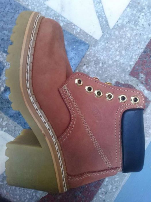 Ghete piele dama nr.35