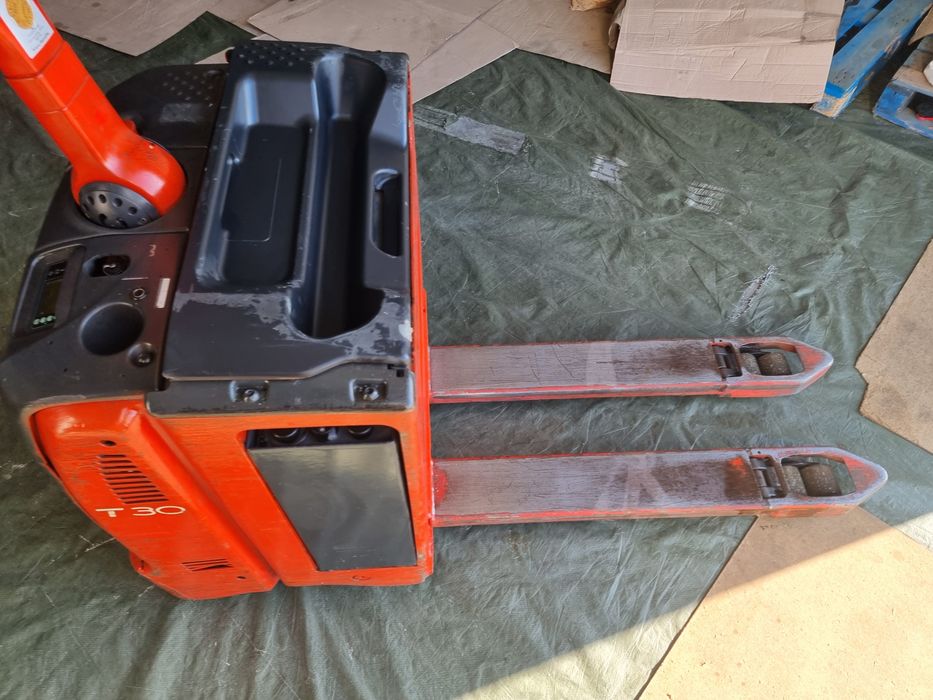 Transpalet electric 3000 kg Linde