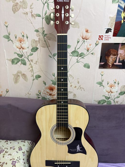 Продам новую гитару