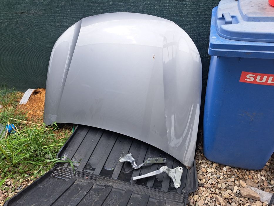 Преден капак с панти за Пежо 308  1,5 HDI 2024г