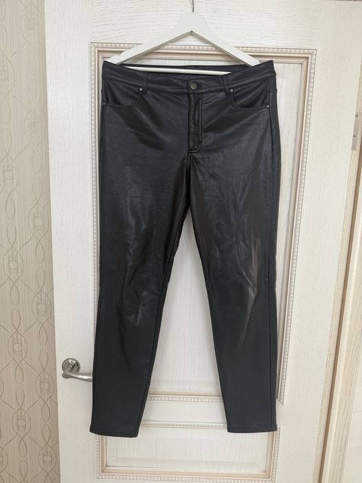 Кожаные брюки Calzedonia