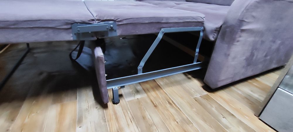 Диван кровать в отличном состоянии.