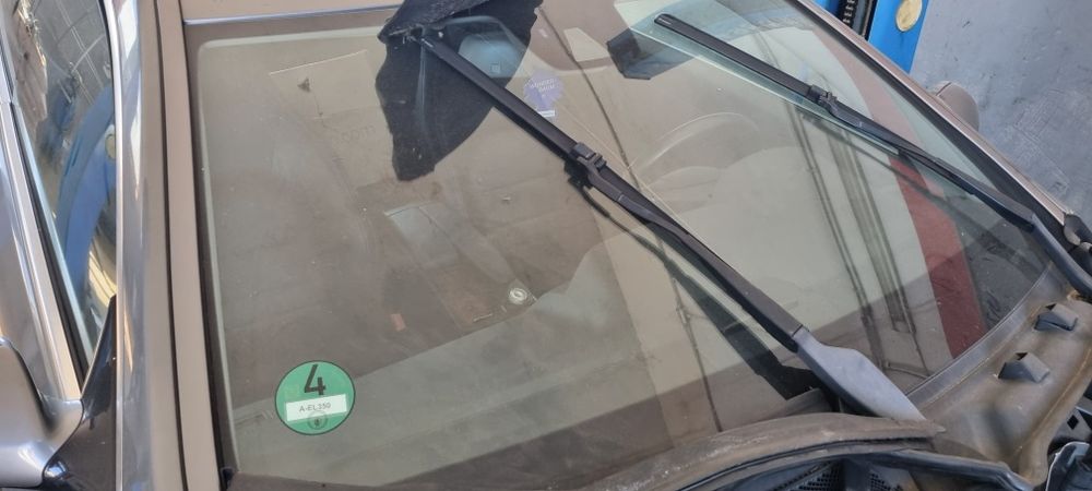 Мерцедес Е350 бензин