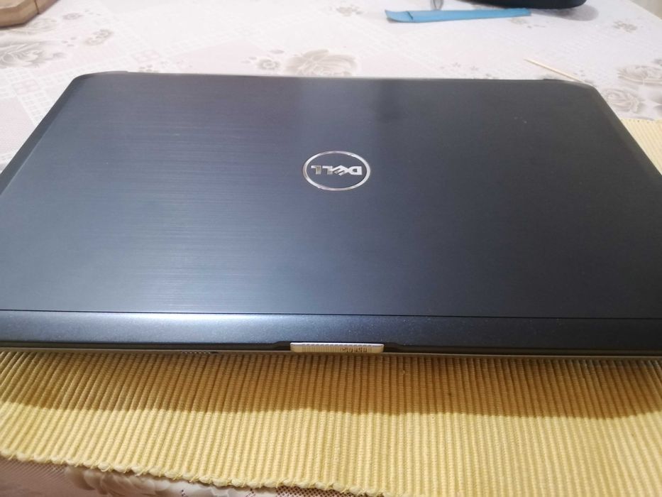 лаптоп E 5520 latitude,DOK станция, монитор