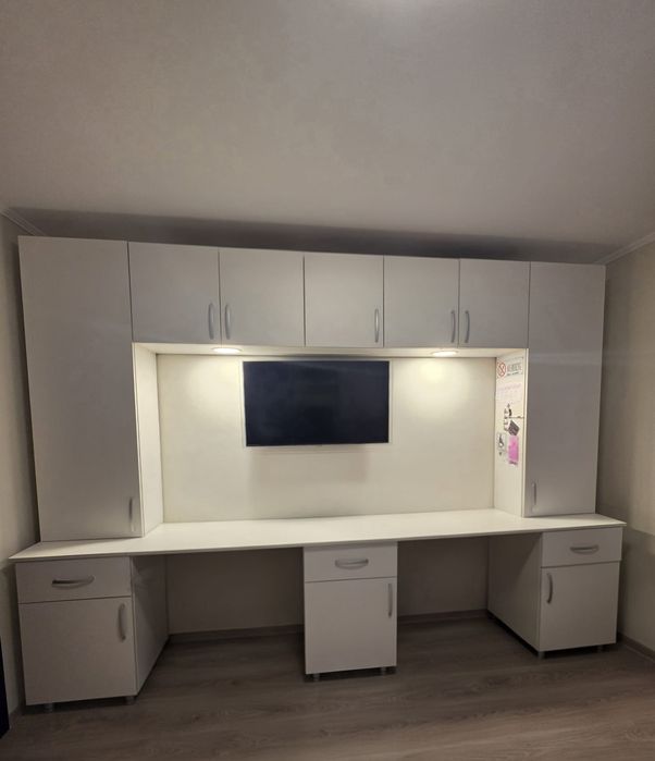 Mobilier de birou pentru 2 copii