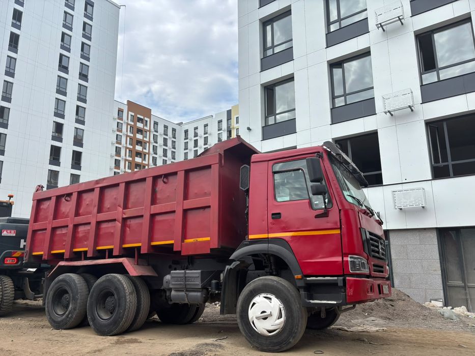 Продам Хова самосвал