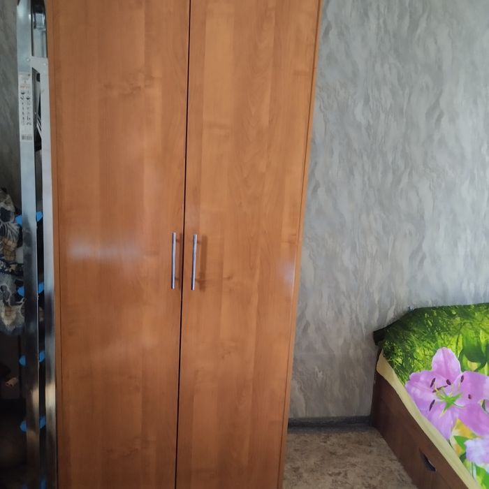 Продам бельевой шкаф