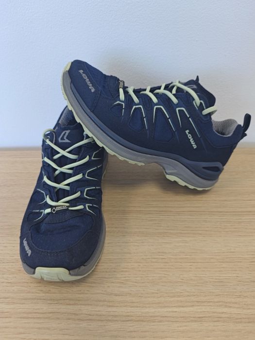 Ghete Goretex Lowa 37 (23,6cm)