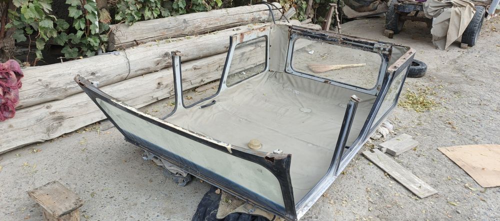 Уаз Том (крыша) 31514 сотилади