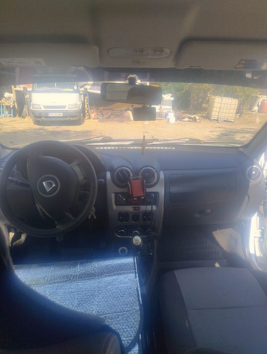 Vand Dacia Duster 2013 sau schimb