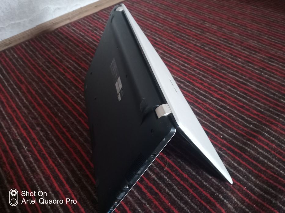 Asus  noutbugi 700 GBli