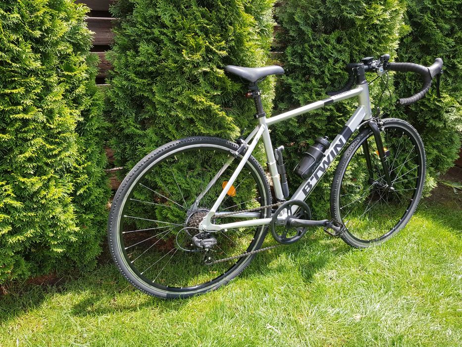 Semicursiera Triban 100