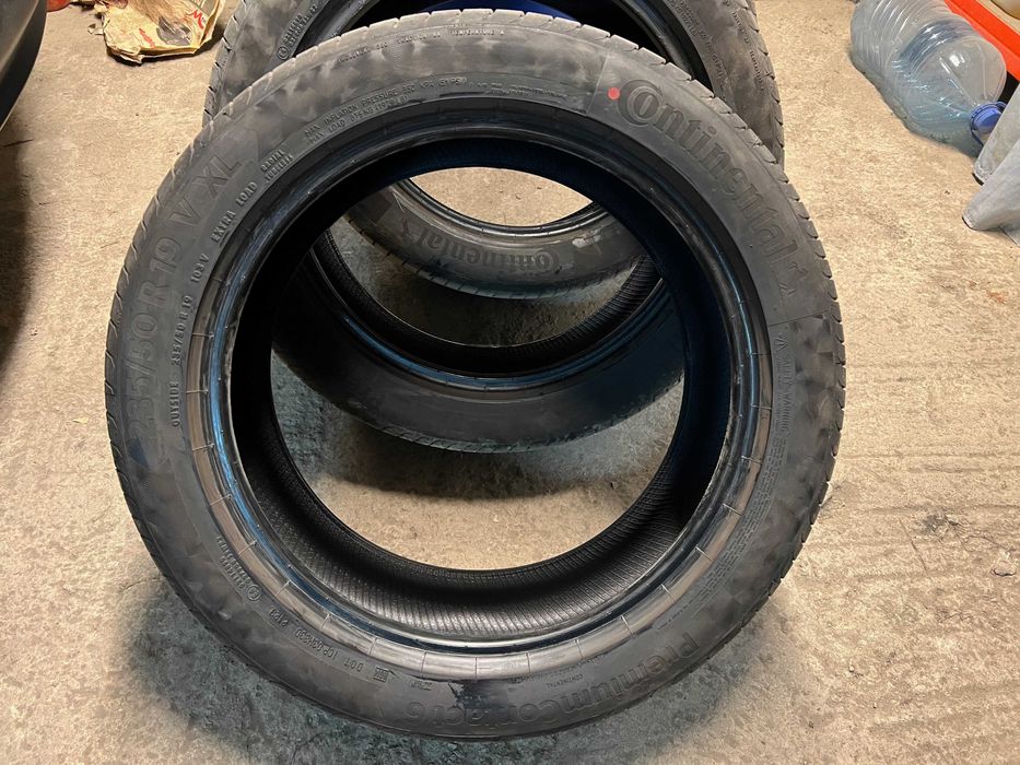 Continental 235/50R19 DOT 2123