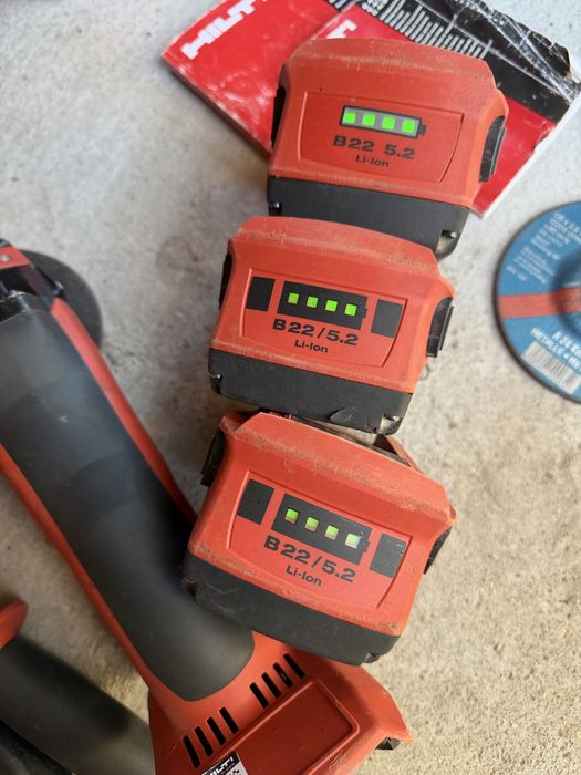 Hilti AG 125-A22 3х5,2Ah безчетков ъглошлайф